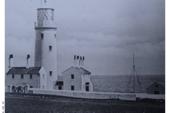 12-Middle_Lighthouse-136_10