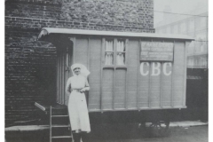 16-Mobile_Fam_Planning_Clinis-c1920