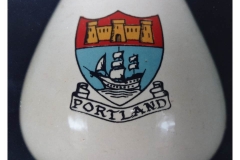 156_4-Crest_on_China_Vase